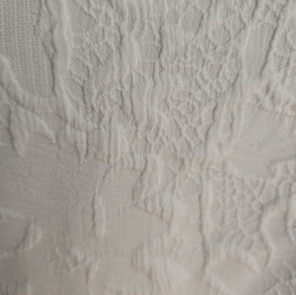 EXPRESS Puff Sleeved BabyDoll Blouse White Size M Used - Picture 6 of 6